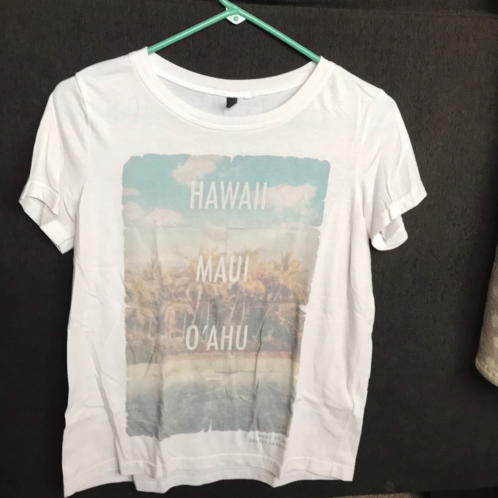 white t-shirt